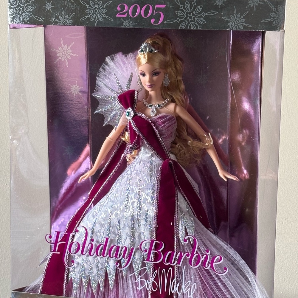 Barbie - Holiday by Bob Mackie 2005 - G8058